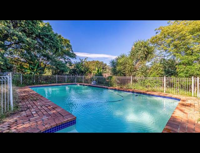 4 BEDROOM HOUSE FOR SALE IN LOMBARDY EAST